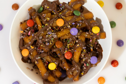 SMARTIES DESSERT POUTINE