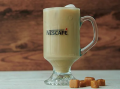 Latte glacé au caramel