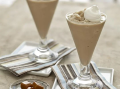 NESFRAPPÉ au caramel préparé avec du café infusé à froid